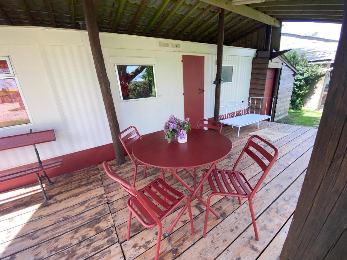 Mobilhome Sous Chalet En Bois A La Ferme Josnes Eksteriør billede